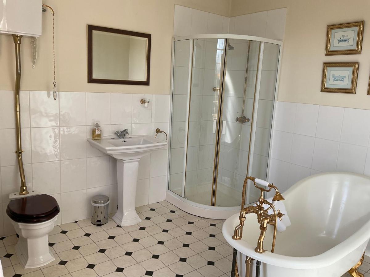The Broomsquire 3* Tadley